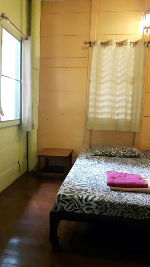 Hostel Bangkok House Phra Nakon Zewnętrze zdjęcie